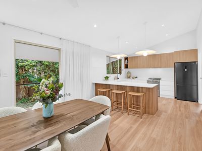 2 Eucalyptus Ave, Varsity Lakes