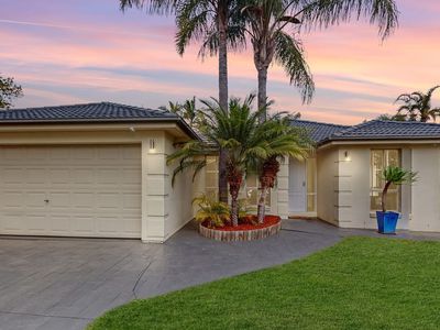 33 Huon Crescent, Holsworthy