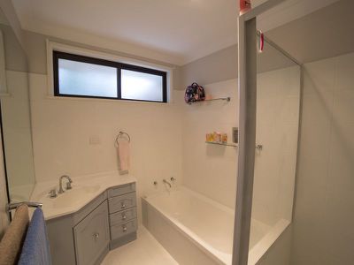 2 Meurer Court, Dubbo