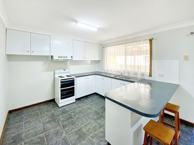 8 Hunter Street, Forbes
