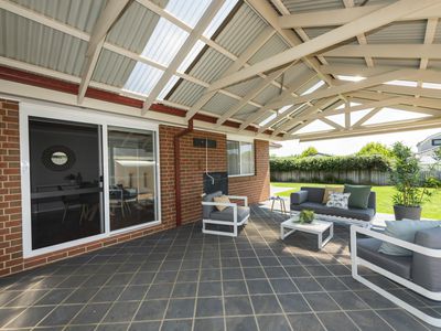 21 BEDOURIE STREET, Dunlop
