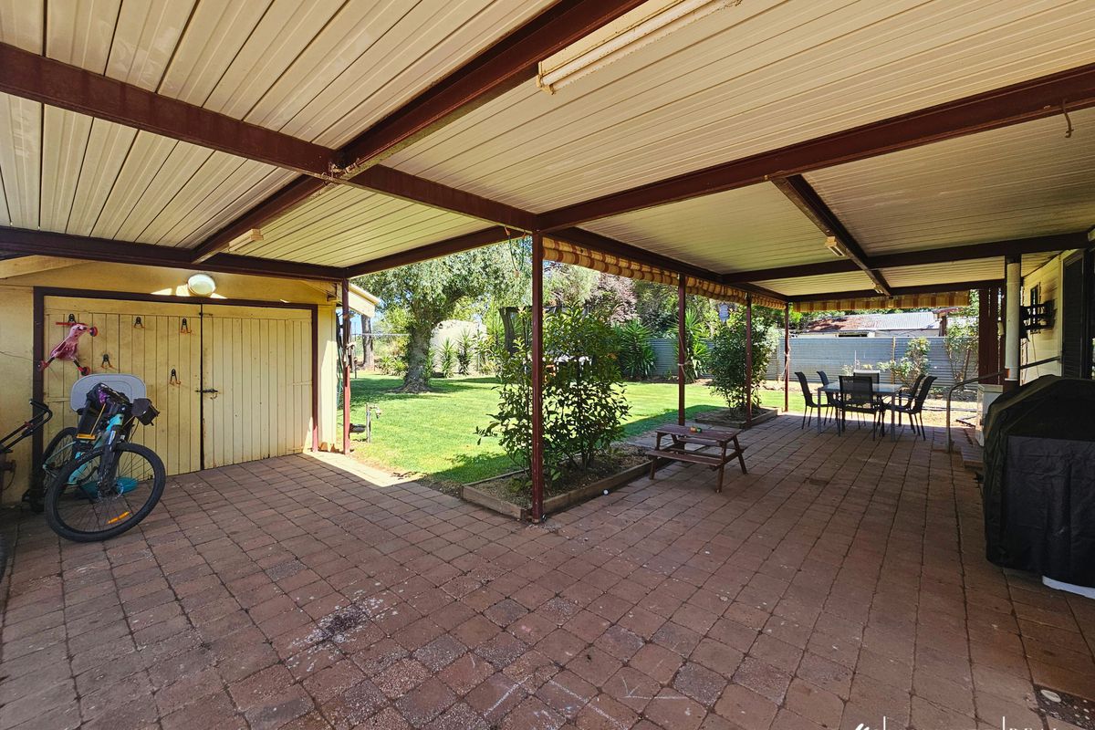 8 Shaw Road, Stanhope