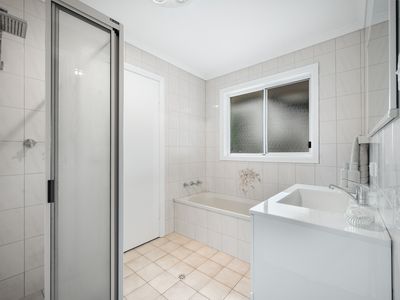 1 Magnolia Court, Mount Gambier