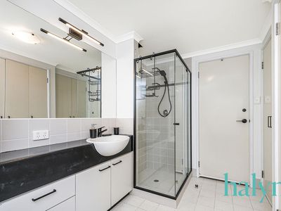 15 / 118 Mounts Bay Road, Perth