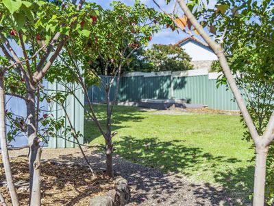 22 Leigh Crescent, Ulladulla