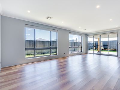 38 NADINE PROMENADE, Baldivis