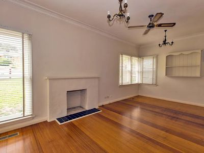 14 Maroondah Road, Ashwood