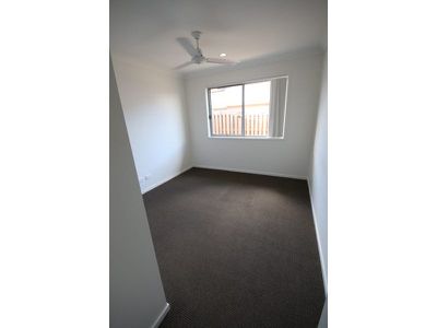 2 Dawes Crescent, Urraween