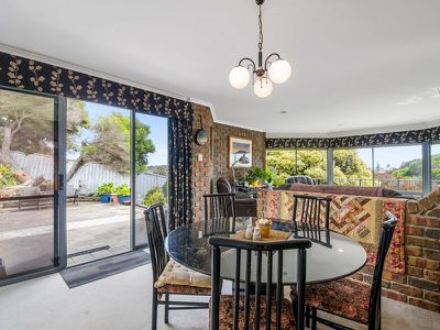 2 Fifth Street, Beachport