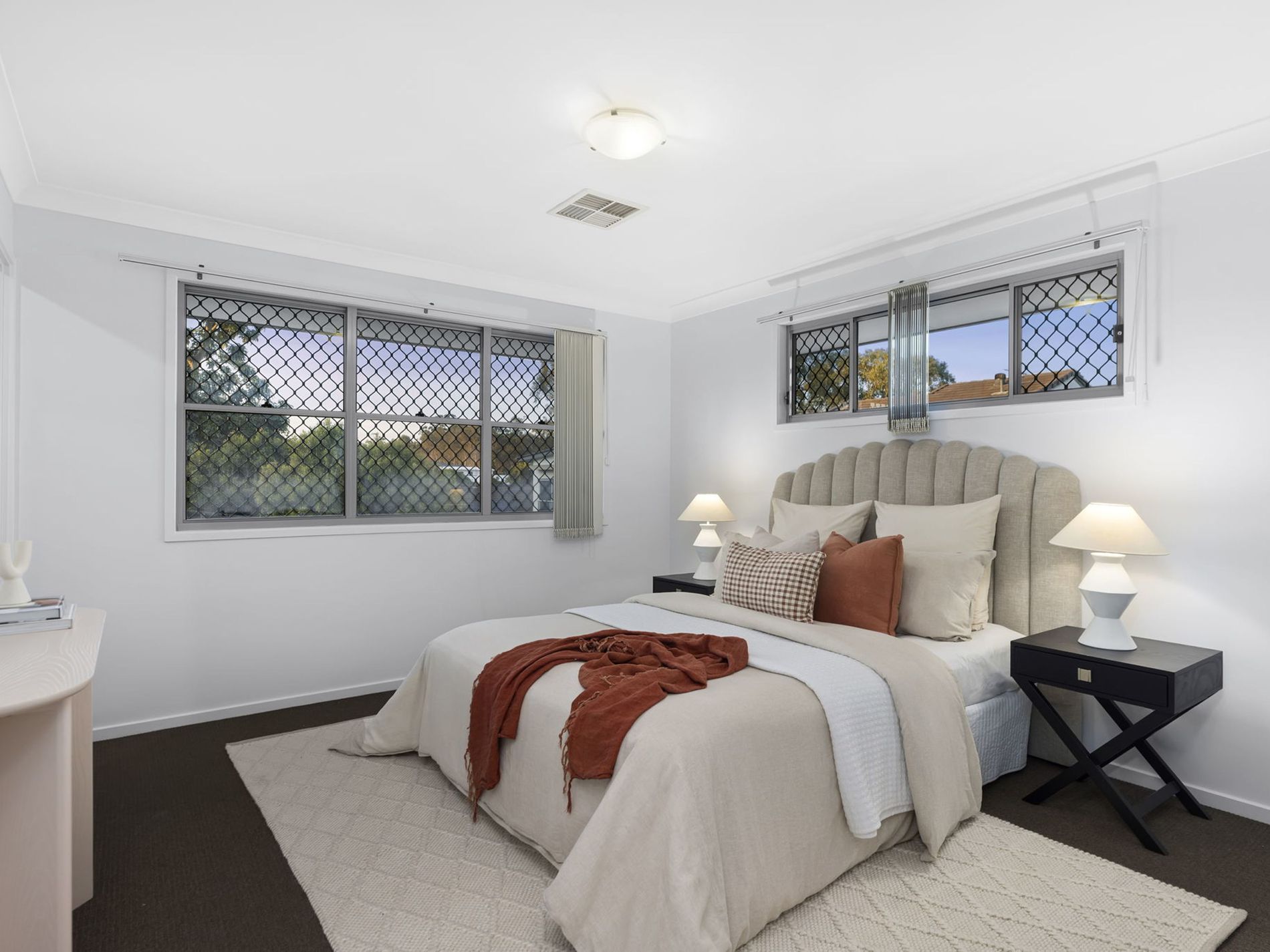 8 Worchester Crescent, Wakerley