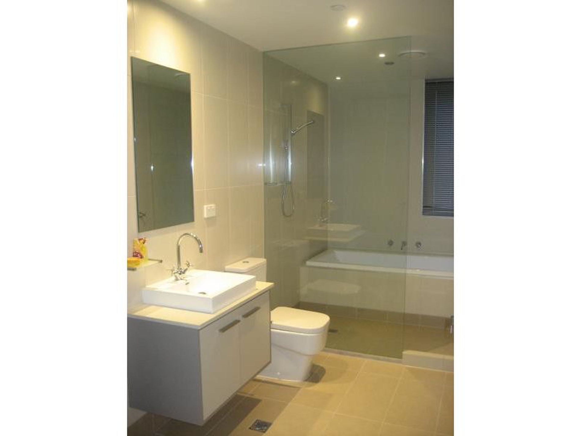 204 / 100 Western Beach Road, Geelong