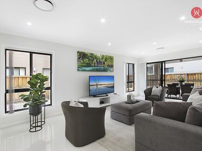 17 Regentville Drive, Elizabeth Hills