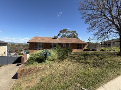 25 WOODBRY CRESCENT, Oxley Vale