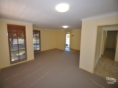 13 Mackay Drive, Dubbo