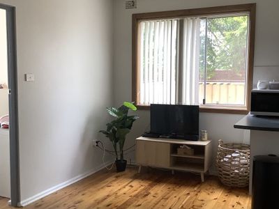 6 / 13 Peterborough Avenue, Lake Illawarra