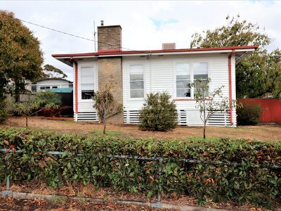 15 Heywood Cres, Seymour