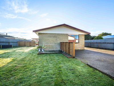 92 Dunbeath Crescent, Kew