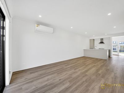 11 Timetable Street, Mambourin