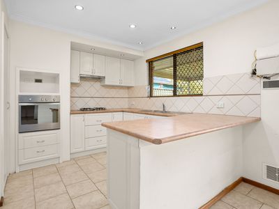 12 Glencairn Way, Parkwood