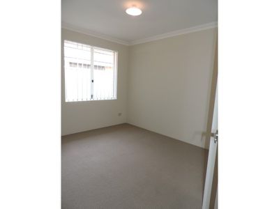 8 Kanooka Approach, Baldivis