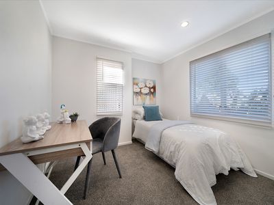 8 Lockington Avenue, Henderson