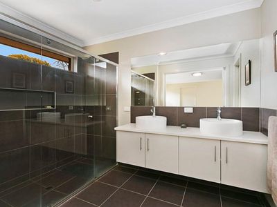 7 Shakespere Street, Heathcote