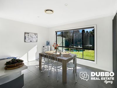 11 Waterfall Crescent, Dubbo