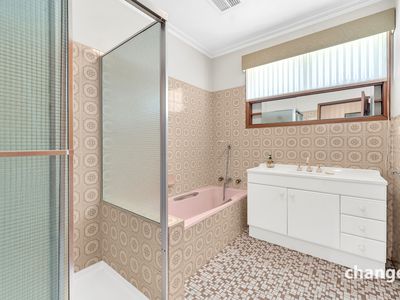 11 Robbs Road, Werribee South