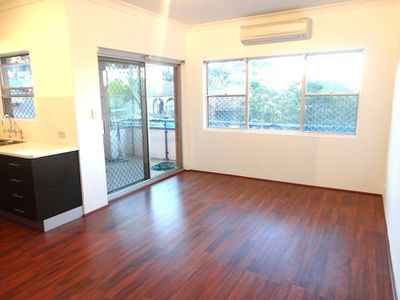 2 / 8 Queen Street, Arncliffe