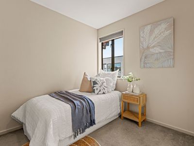 2 / 384 Madras Street, City Centre