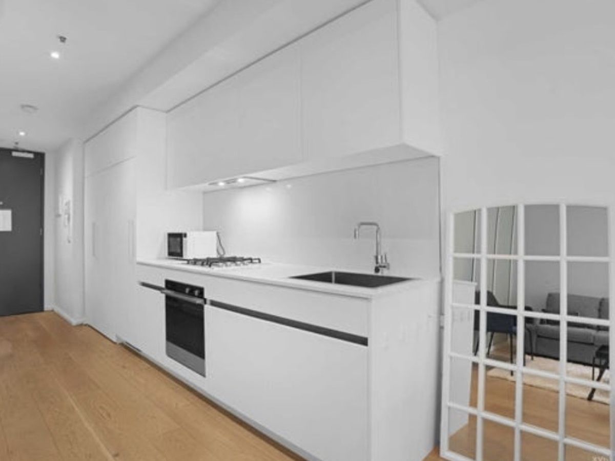 313 / 233 Collins Street, Melbourne