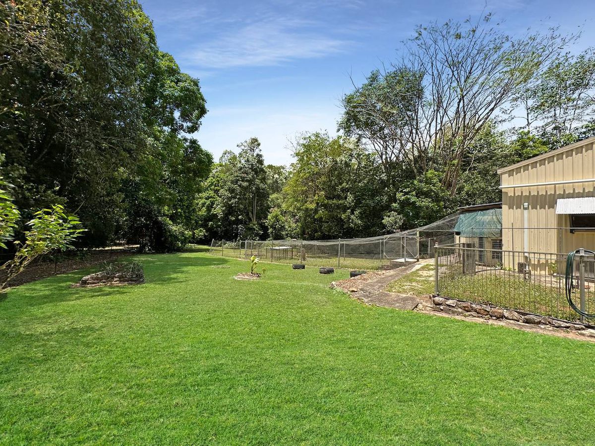 164 Carrington Road, Atherton
