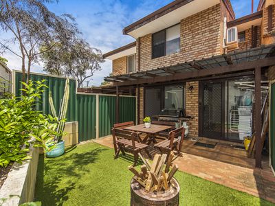2 / 370 Canning Highway, Bicton