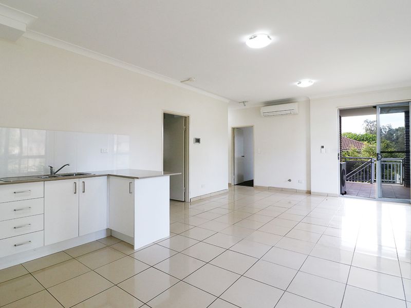 8 / 49-53 Wentworth Avenue , Wentworthville