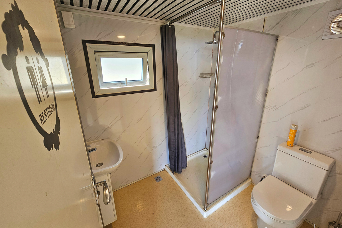 100 Stewart Road, Carag Carag