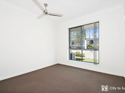 2 / 10 Wollumbin Crescent, Waterford