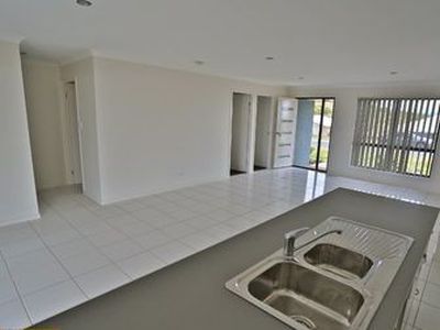31 Falcon Crest, Zilzie