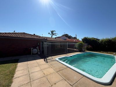 73 Tifera Circle, Kallaroo