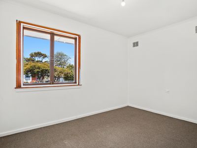 1 Mealing Avenue, Mount Warrigal