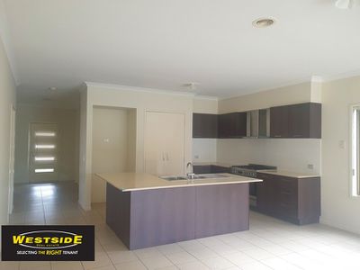 9 McCubbin Way, Caroline Springs