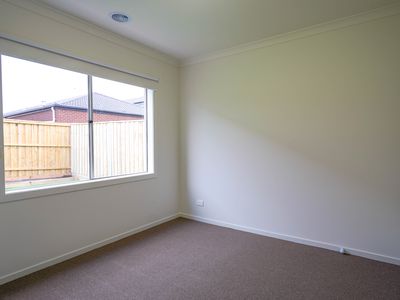 9 Warhawke Road, Aintree
