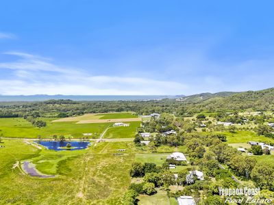 94 Howes Road, Farnborough