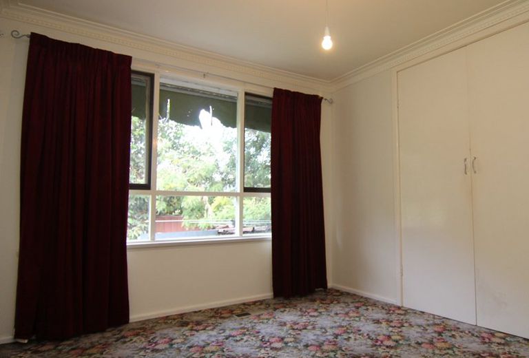 6 Marcella Court, Oakleigh East