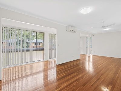 19 Zuhara Street, Rochedale South