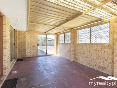 2 Casuarina Way, Morley