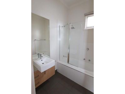 282 Myers Street, Geelong