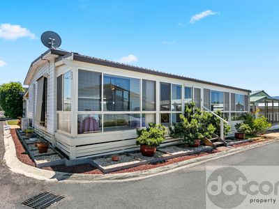 104 / 25 Mulloway Road, Chain Valley Bay