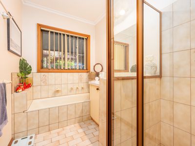 4 Wimmera Drive, Shepparton