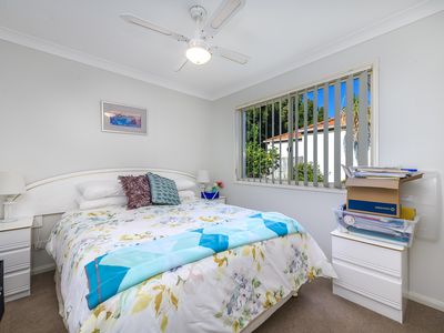 5 / 5 Chanell Close, Coombabah