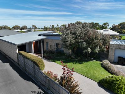 6A Armstrong Court, Port Fairy